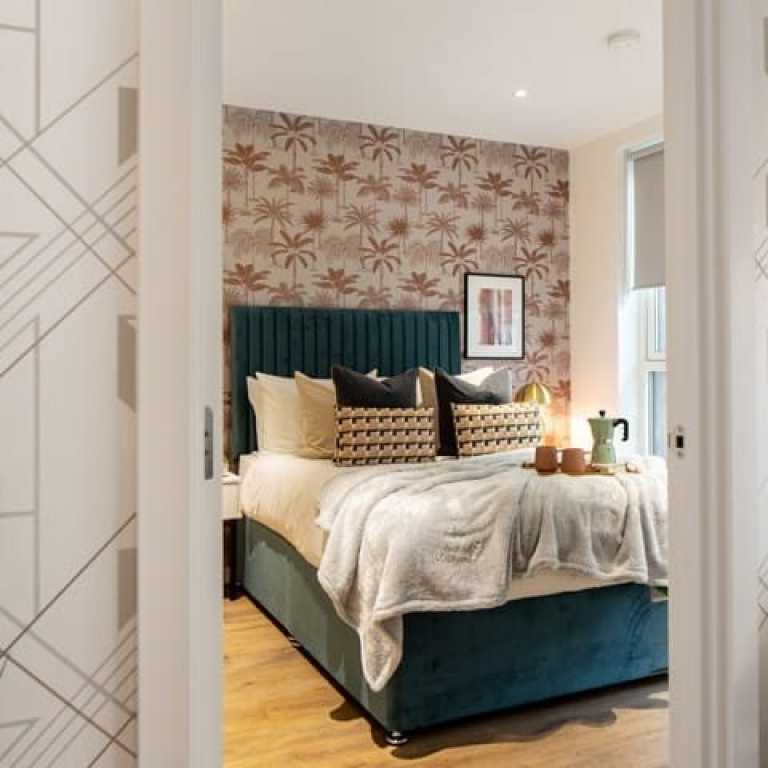 2 bed bedroom
