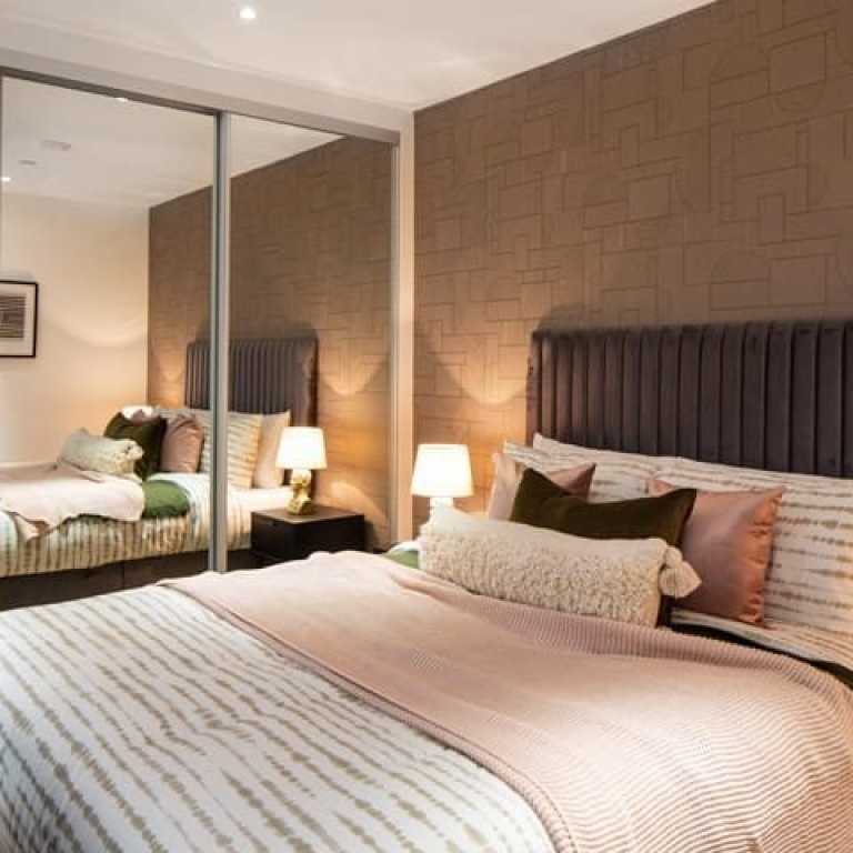 Studio bedroom