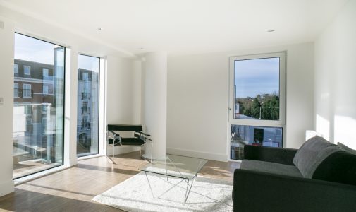 Apt 85