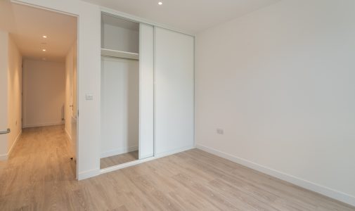 Apt D24 52