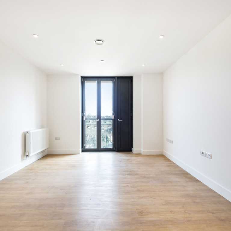Unfurnished bedroom