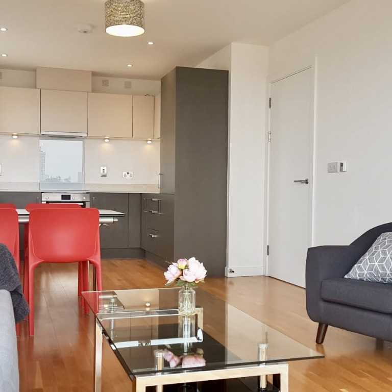 Stepeny Green Living room